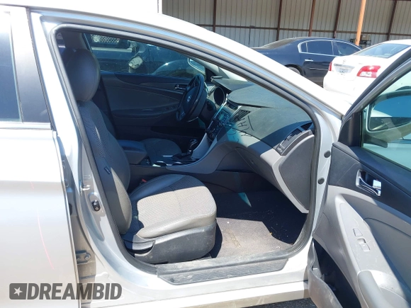2011 Hyundai Sonata Limited with VIN 5NPEC4AC6BH196173, listed as a IAAI auction lot 41977273 with 118,860 mi miles and . Bid and sale history available at DreamBid. Image 5.