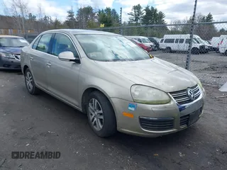 2005 Volkswagen Jetta 2.5L с VIN 3VWSG71K15M647327, выставлен на аукционе IAAI как лот 41982037 с пробегом 42 345 миль миль и . История ставок и продаж доступна на DreamBid. Изображение 1.