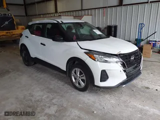 2023 Nissan Kicks S with VIN 3N1CP5BV6PL568560, listed as a IAAI auction lot 41984194 with 31,766 mi miles. Bid and sale history available at carsss.com. Image 1.