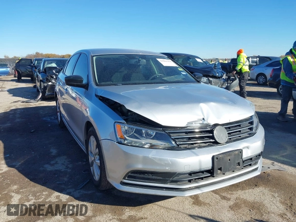 2015 Volkswagen Jetta SE z VIN 3VWD07AJ6FM326731, wystawiony jako IAAI lot #41066250 z przebiegiem 63 242 mil mil oraz . Historia ofert i sprzedaży dostępna na DreamBid. Obrazek 1.