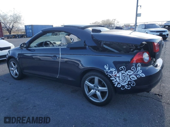 2007 Volkswagen Eos 2.0T with VIN WVWDA71F27V049675, listed as a Copart auction lot 49322735 with 106,678 mi miles and Salvage Title. Bid and sale history available at DreamBid. Image 2.