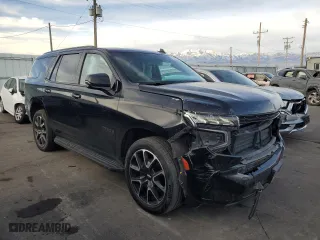 2021 Chevrolet Tahoe RST with VIN 1GNSKRKT8MR285506, listed as a Copart auction lot 43118385 with 84,201 mi miles and Salvage Title. Bid and sale history available at carsss.com. Image 4.