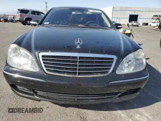 2005 Mercedes-Benz S-Class 4.3L with VIN WDBNG70J15A450985, listed as a Copart auction lot 71288714 with 137,010 mi miles and Salvage Title. Bid and sale history available at carsss.com. Image 5.