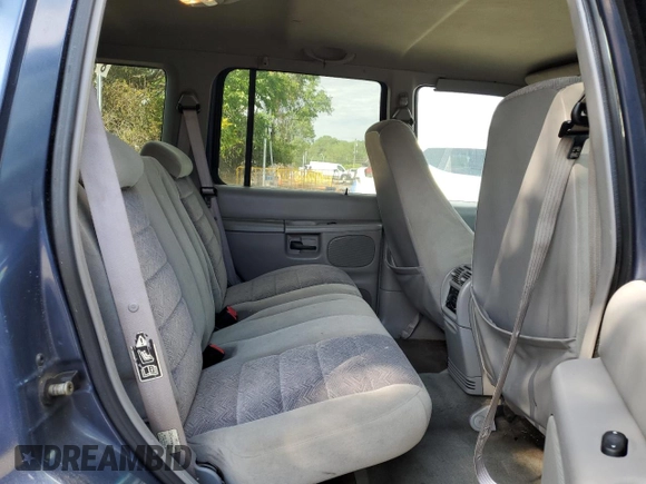 2000 Ford Explorer XLT с VIN 1FMZU73E4YZA81714, выставлен на аукционе Copart как лот 58205685 с пробегом 141 966 миль миль и Списание • Salvage title. История ставок и продаж доступна на DreamBid. Изображение 11.