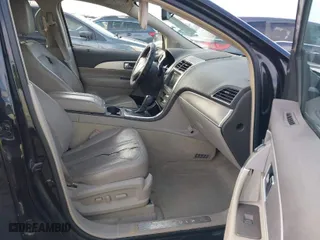 2011 Lincoln MKX with VIN 2LMDJ8JK9BBJ15470, listed as a IAAI auction lot 41305860 with 311,465 mi miles. Bid and sale history available at carsss.com. Image 5.