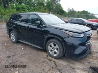 2022 Toyota Highlander LE with VIN 5TDZZRAH3NS558032, listed as a IAAI auction lot 42136350 with 36,495 mi miles and . Bid and sale history available at DreamBid. Image 1.