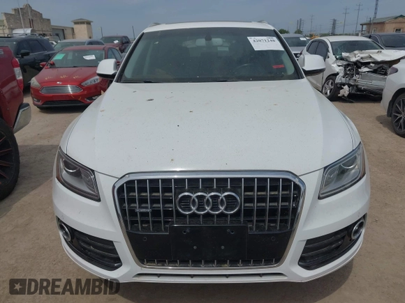 2016 Audi Q5 Premium Plus with VIN WA1L2AFP6GA038557, listed as a IAAI auction lot 42071248 with 188,772 mi miles. Bid and sale history available at carsss.com. Image 6.