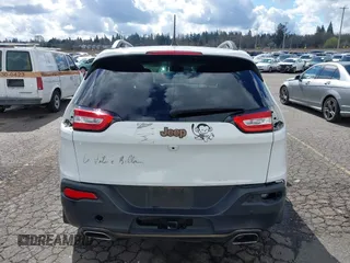 2017 Jeep Cherokee Latitude with VIN 1C4PJLCS6HW578672, listed as a IAAI auction lot 41794244 with 111,225 mi miles and . Bid and sale history available at DreamBid. Image 17.