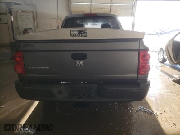 2008 Dodge Dakota ST with VIN 1D7HE28K28S518493, listed as a Copart auction lot 86274444 with 102,447 mi miles and Salvage Title. Bid and sale history available at DreamBid. Image 6.