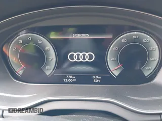 2025 Audi Q5 S line Premium Plus with VIN WA1EAAFY2S2035114, listed as a IAAI auction lot 42001102 with 778 mi miles and . Bid and sale history available at DreamBid. Image 7.