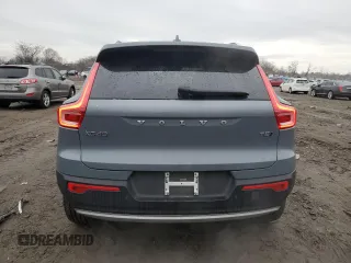 2021 Volvo XC40 Momentum with VIN YV4162UK9M2446794, listed as a Copart auction lot 43543885 with 67,921 mi miles and Salvage Title. Bid and sale history available at DreamBid. Image 6.