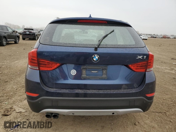 2013 BMW X1 xDrive28i z VIN WBAVL1C52DVR83974, wystawiony jako Copart lot #53567905 z przebiegiem 96 688 mil mil oraz Szkoda całkowita • Salvage title. Historia ofert i sprzedaży dostępna na DreamBid. Obrazek 6.
