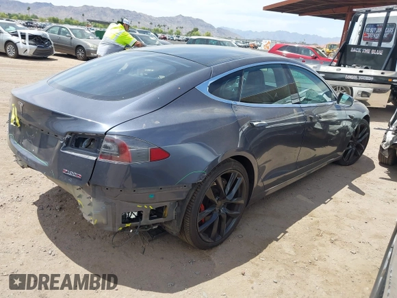2018 Tesla Model S 75D with VIN 5YJSA1E43JF260547, listed as a IAAI auction lot 42346240 with 89,637 mi miles and . Bid and sale history available at DreamBid. Image 4.