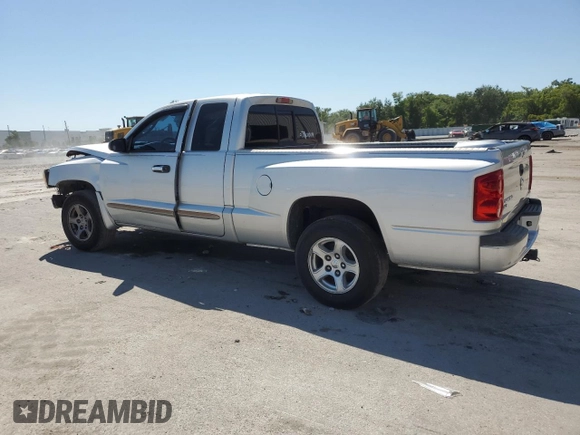 2006 Dodge Dakota SLT with VIN 1D7HE42K36S554565, listed as a Copart auction lot 53402695 with 144,433 mi miles and Salvage Title. Bid and sale history available at carsss.com. Image 2.