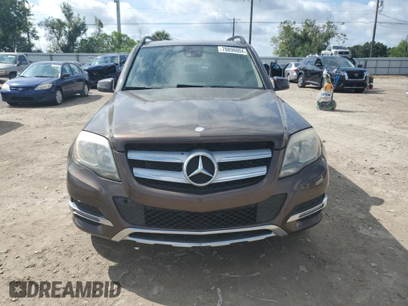 2015 Mercedes-Benz GLK 350 with VIN WDCGG5HBXFG409615, listed as a Copart auction lot 70898804 with 137,692 mi miles and Salvage Title. Bid and sale history available at DreamBid. Image 5.