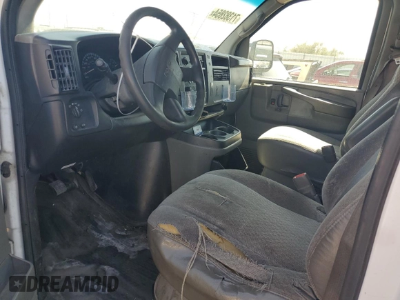 2006 Chevrolet Express Cargo Van with VIN 1GCGG25V161254426, listed as a Copart auction lot 71382854 with Not Provided miles and Salvage Title. Bid and sale history available at carsss.com. Image 7.