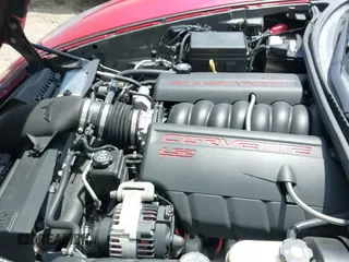 2005 Chevrolet Corvette с VIN 1G1YY24UX55101618, выставлен на аукционе IAAI как лот 42269693 с пробегом 133 174 миль миль и . История ставок и продаж доступна на DreamBid. Изображение 18.