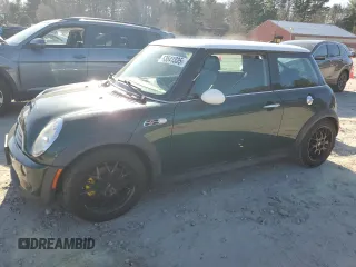 2005 MINI Hardtop S with VIN WMWRE33485TD91770, listed as a Copart auction lot 53641335 with 130,450 mi miles and Clean Title. Bid and sale history available at DreamBid. Image 1.