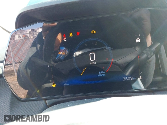 2024 Chevrolet TrailBlazer LT with VIN KL79MRSL4RB043603, listed as a IAAI auction lot 41812948 with 9,509 mi miles and . Bid and sale history available at DreamBid. Image 7.