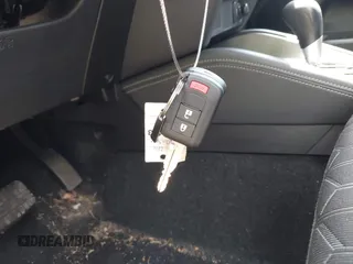 2022 Mitsubishi Outlander ES с VIN JA4ARUAU6NU023375, выставлен на аукционе IAAI как лот 42547104 с пробегом 20 720 миль миль и . История ставок и продаж доступна на DreamBid. Изображение 11.