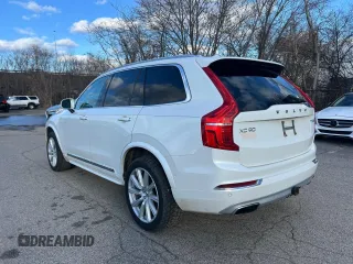 2016 Volvo XC90 T6 Inscription with VIN YV4A22PL4G1083914, listed as a Copart auction lot 52651025 with 178,477 mi miles and Clean Title. Bid and sale history available at carsss.com. Image 3.