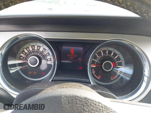 2013 Ford Mustang V6 with VIN 1ZVBP8AM1D5254018, listed as a IAAI auction lot 42738081 with 231,643 mi miles and . Bid and sale history available at DreamBid. Image 7.