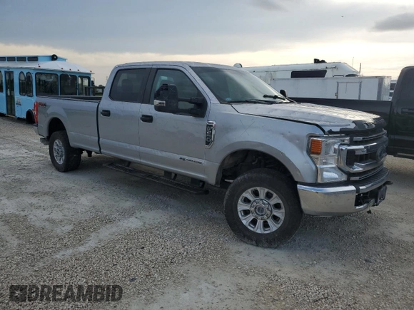 2020 Ford F-250 XL z VIN 1FT7W2BT6LEE85378, wystawiony jako Copart lot #58958075 z przebiegiem 91 978 mil mil oraz Czysty tytuł • Clean title. Historia ofert i sprzedaży dostępna na DreamBid. Obrazek 4.