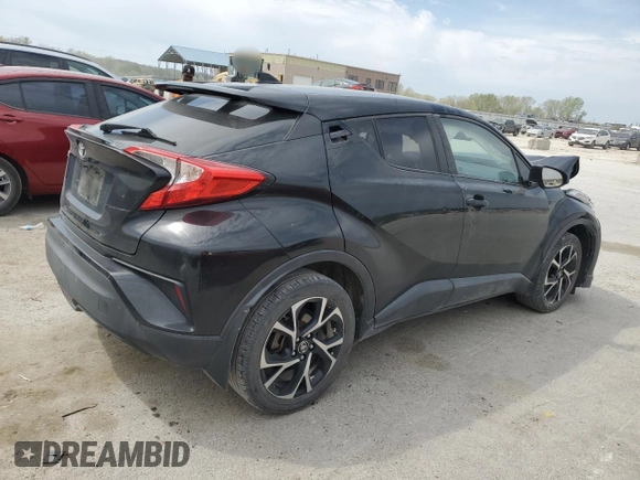 2018 Toyota C-HR XLE z VIN NMTKHMBX2JR036806, wystawiony jako Copart lot #53466255 z przebiegiem 66 915 mil mil oraz Szkoda całkowita • Salvage title. Historia ofert i sprzedaży dostępna na DreamBid. Obrazek 3.