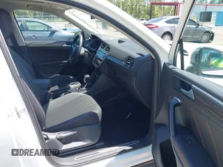 2024 Volkswagen Tiguan with VIN 3VVTB7AX9RM217926, listed as a IAAI auction lot 42339057 with 8,233 mi miles and . Bid and sale history available at DreamBid. Image 5.