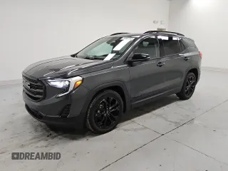 2021 GMC Terrain SLE z VIN 3GKALMEV6ML369126, wystawiony jako Copart lot #60370065 z przebiegiem 118 827 mil mil oraz Czysty tytuł • Clean title. Historia ofert i sprzedaży dostępna na DreamBid. Obrazek 1.