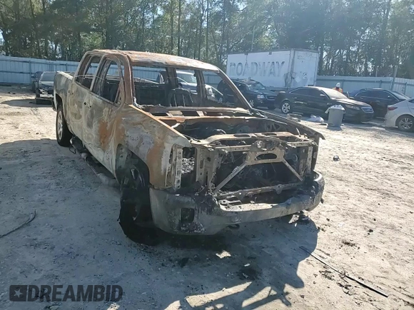 2018 Chevrolet Silverado 1500 LT with VIN 3GCUKREC0JG322816, listed as a Copart auction lot 43213855 with 0 mi miles and Non Repairable. Bid and sale history available at carsss.com. Image 12.