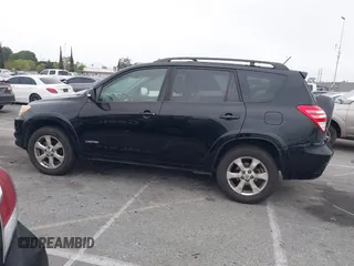 2009 Toyota RAV4 Ltd with VIN JTMZK31VX9D001644, listed as a IAAI auction lot 42030571 with 186,844 mi miles. Bid and sale history available at carsss.com. Image 14.