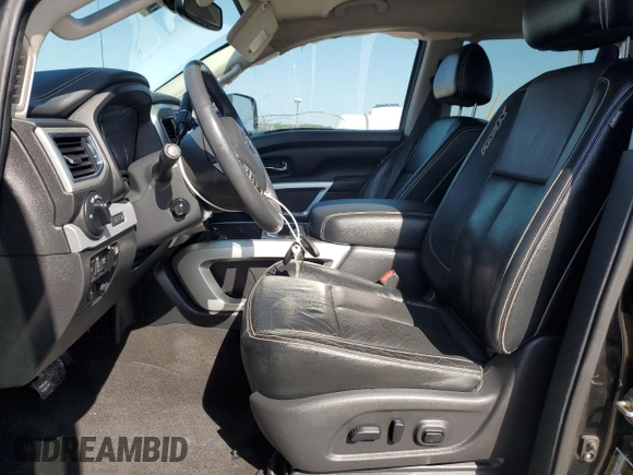 2016 Nissan Titan SL z VIN 1N6BA1F4XGN509402, wystawiony jako Copart lot #52410795 z przebiegiem 37 421 mil mil oraz Szkoda całkowita • Salvage title. Historia ofert i sprzedaży dostępna na DreamBid. Obrazek 7.