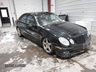 2009 Mercedes-Benz E-Class Luxury 3.5L with VIN WDBUF87X89B371912, listed as a IAAI auction lot 41554972 with 163,953 mi miles. Bid and sale history available at carsss.com. Image 1.