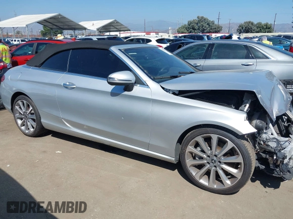 2018 Mercedes-Benz C 300 with VIN WDDWK4JB6JF754939, listed as a IAAI auction lot 37406882 with 73,043 mi miles and . Bid and sale history available at DreamBid. Image 14.