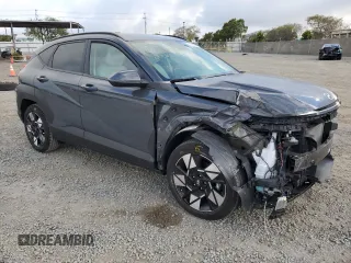 2024 Hyundai Kona SEL with VIN KM8HB3AB2RU095418, listed as a Copart auction lot 50947045 with 10,372 mi miles and Salvage Title. Bid and sale history available at carsss.com. Image 4.