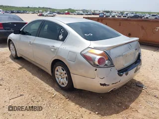 2009 Nissan Altima SL with VIN 1N4AL21EX9N462850, listed as a IAAI auction lot 42051163 with 182,350 mi miles and . Bid and sale history available at DreamBid. Image 3.