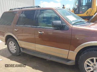 2012 Ford Expedition XLT с VIN 1FMJU1H59CEF11188, выставлен на аукционе IAAI как лот 42511301 с пробегом 153 090 миль миль и . История ставок и продаж доступна на DreamBid. Изображение 13.