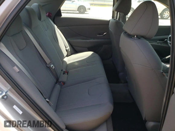 2024 Hyundai Elantra SE с VIN KMHLL4DGXRU834877, выставлен на аукционе Copart как лот 54592615 с пробегом 3 888 миль миль и Списание • Salvage title. История ставок и продаж доступна на DreamBid. Изображение 10.