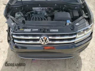 2018 Volkswagen Atlas Launch Edition with VIN 1V2BR2CA4JC502006, listed as a Copart auction lot 51957625 with 102,591 mi miles and Salvage title. Bid and sale history available at DreamBid. Image 12.