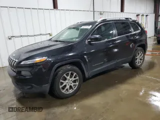 2015 Jeep Cherokee Latitude z VIN 1C4PJMCS8FW578532, wystawiony jako Copart lot #56816125 z przebiegiem 108 423 mil mil oraz Szkody całkowita. Historia ofert i sprzedaży dostępna na DreamBid. Obrazek 1.