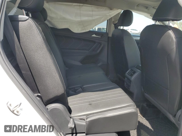 2022 Volkswagen Tiguan SE with VIN 3VV3B7AX5NM119373, listed as a Copart auction lot 54160824 with 33,212 mi miles and Salvage Title. Bid and sale history available at DreamBid. Image 11.