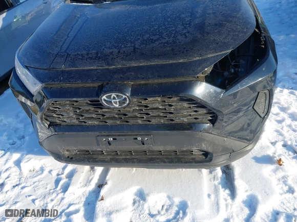 2021 Toyota RAV4 LE with VIN 2T3K1RFVXMW107264, listed as a IAAI auction lot 41298542 with 94,017 mi miles. Bid and sale history available at carsss.com. Image 6.