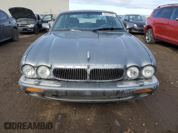 2002 Jaguar XJ with VIN SAJFA12C72LF47096, listed as a Copart auction lot 79412794 with 287,060 mi miles and Clean Title. Bid and sale history available at DreamBid. Image 5.
