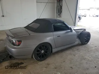 2005 Honda S2000 z VIN JHMAP21495S004569, wystawiony jako Copart lot #59552415 z przebiegiem 86 276 mil mil oraz Czysty tytuł • Clean title. Historia ofert i sprzedaży dostępna na DreamBid. Obrazek 3.