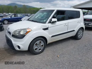 2012 Kia Soul with VIN KNDJT2A59C7439484, listed as a IAAI auction lot 42114087 with 142,933 mi miles. Bid and sale history available at carsss.com. Image 2.