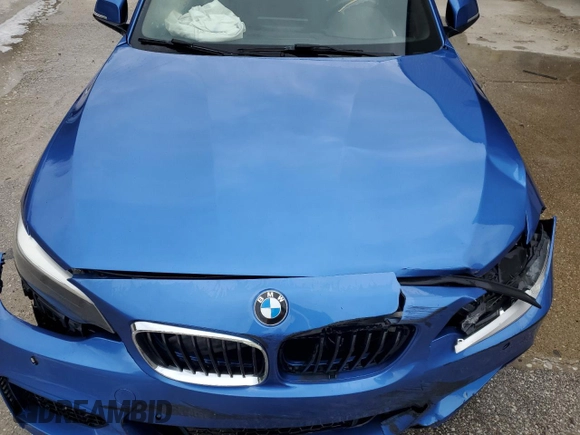 2016 BMW 2 Series 228i with VIN WBA1K9C58GV322471, listed as a Copart auction lot 39261604 with 71,839 mi miles. Bid and sale history available at carsss.com. Image 11.