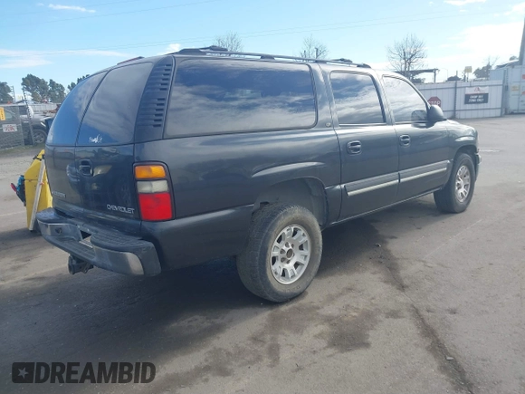 2004 Chevrolet Suburban LT with VIN 3GNEC16T64G278981, listed as a IAAI auction lot 41507356 with 181,155 mi miles. Bid and sale history available at carsss.com. Image 4.
