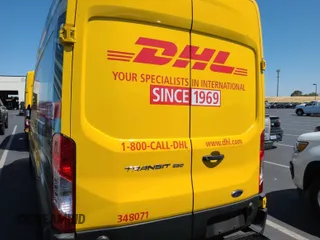 2019 Ford Transit z VIN 1FTYR3XM3KKA38669, wystawiony jako IAAI lot #42619599 z przebiegiem 135 929 mil mil oraz . Historia ofert i sprzedaży dostępna na DreamBid. Obrazek 25.