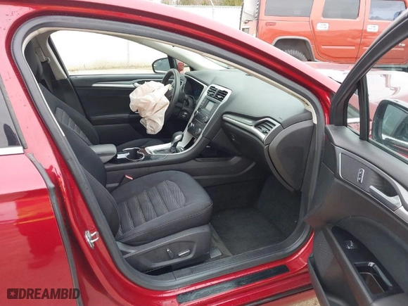 2016 Ford Fusion SE with VIN 1FA6P0H77G5115785, listed as a IAAI auction lot 41542882 with 87,014 mi miles. Bid and sale history available at carsss.com. Image 5.